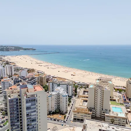 Tarik Golden View In Da Rocha